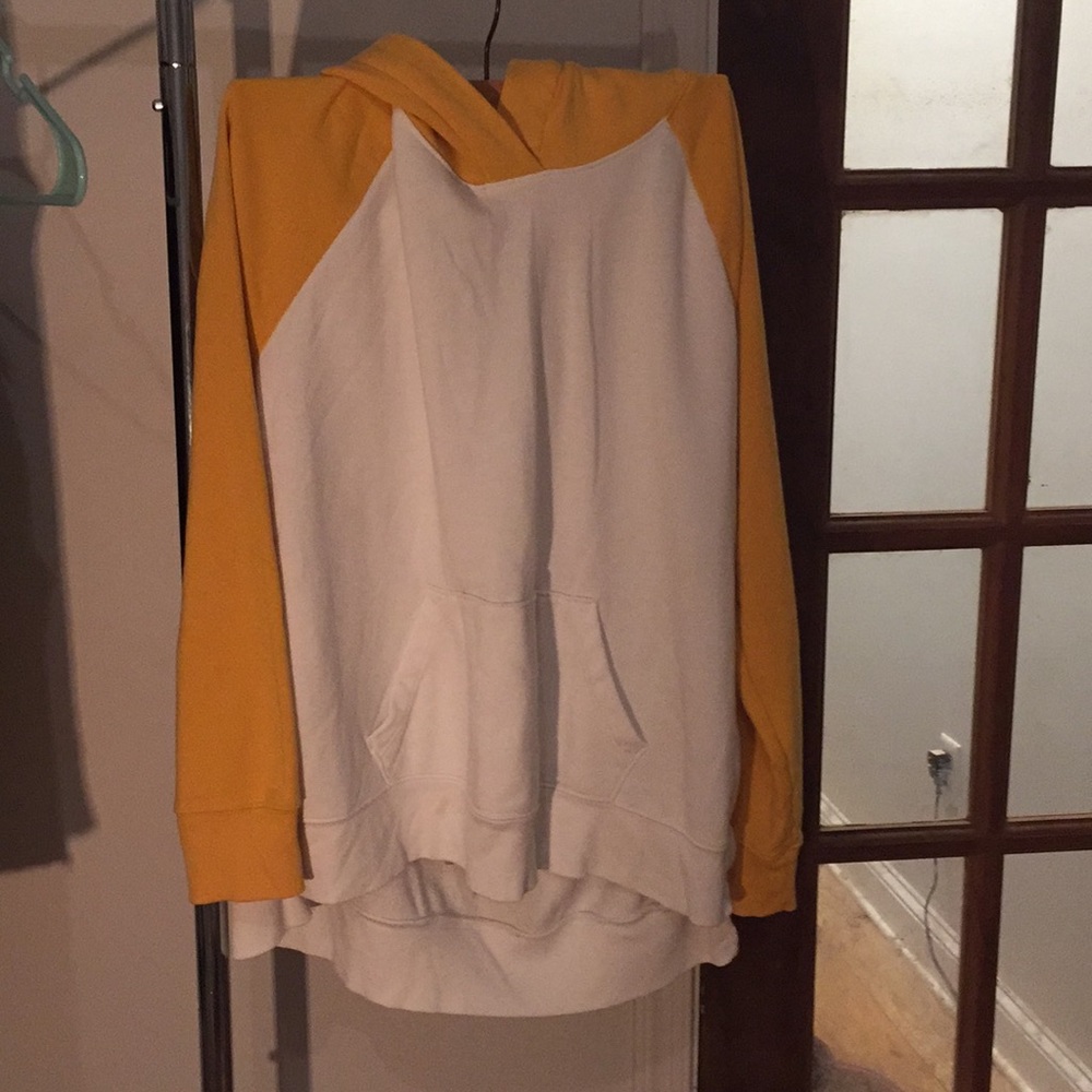Hoodie yellow and white